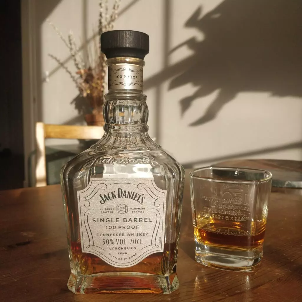 JD single barrel scaled